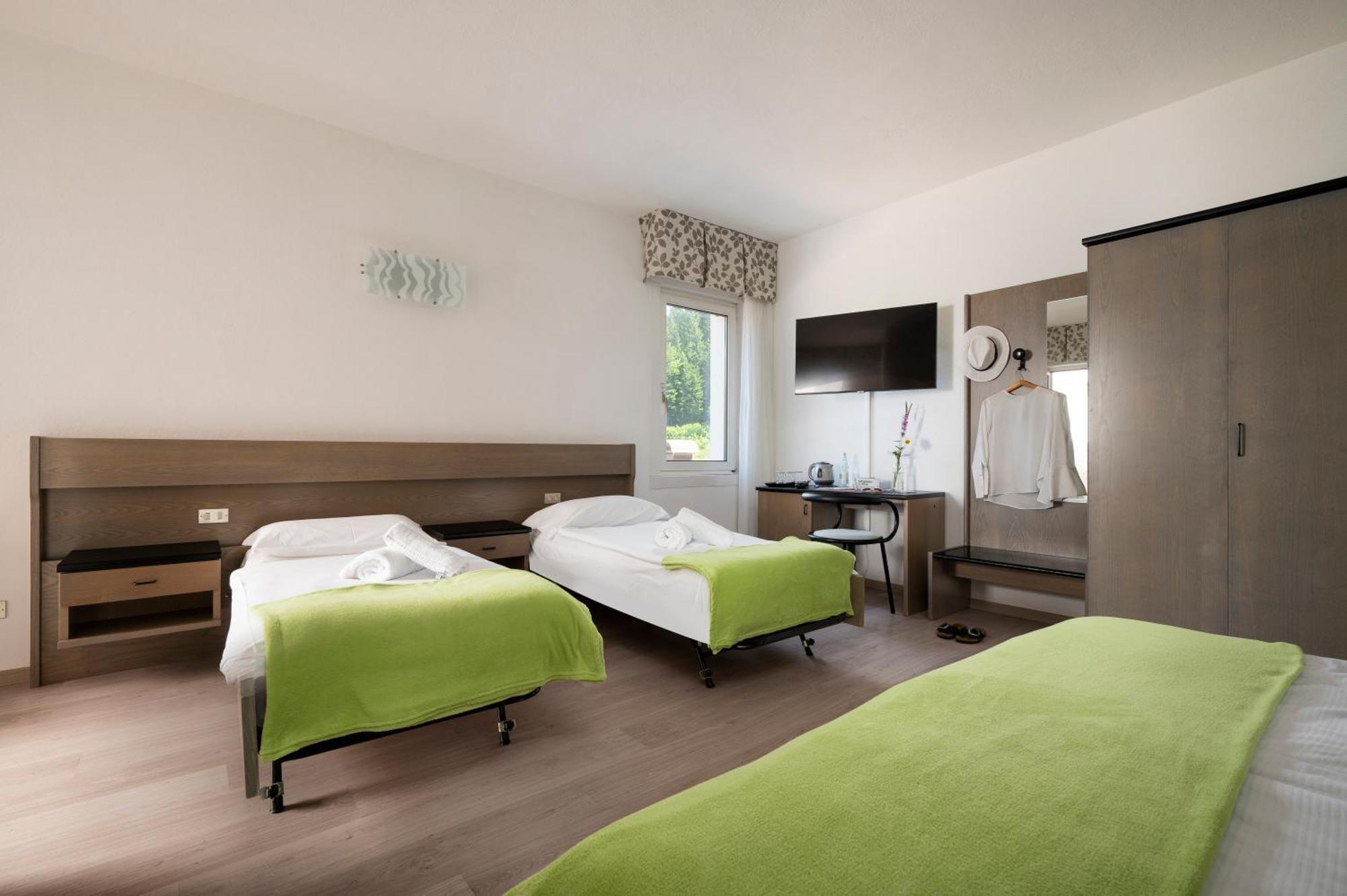 Hotel Scoiattolo Baselga di Pinè Eksteriør billede